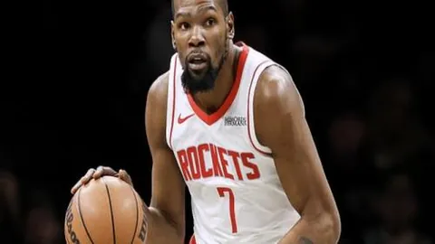 印尼国家队备战6月！克鲁伊维特率教练团集结，助力国足征程